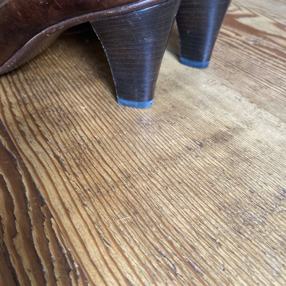 Bruno Magli Pumps Bronze size 6 - Picture 4 of 11